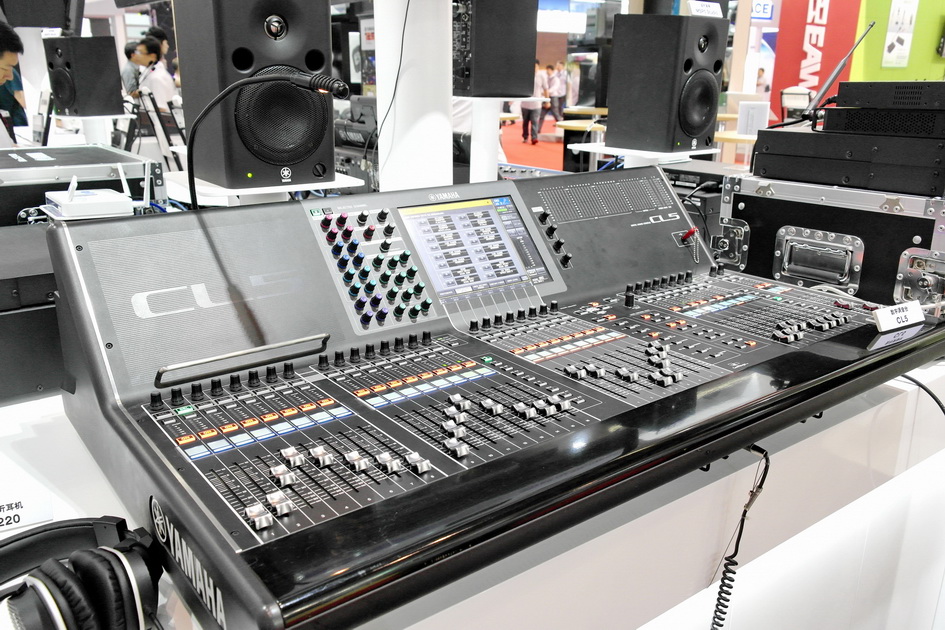 j9集团专业音响新产品亮相PALM EXPO 2013展会 