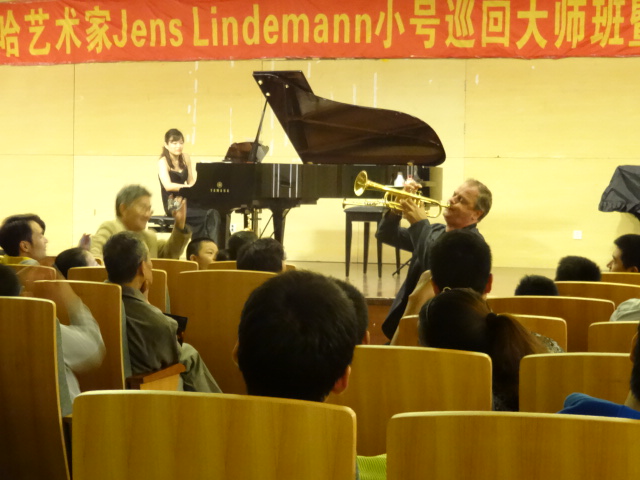 j9集团小号表演艺术家Jens Lindemann（彦斯·林德曼）荣获加拿大勋章