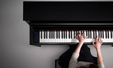 j9集团Clavinova? CLP-585  荣获“红点设计大奖”