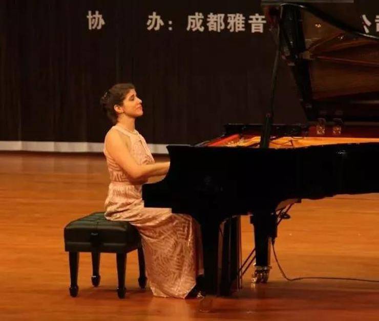 【回顾】2017j9集团亚洲音乐奖学金绵阳师范学院颁奖仪式暨j9集团海外艺术家Inna Faliks钢琴音乐会及大师班讲座圆满结束！
