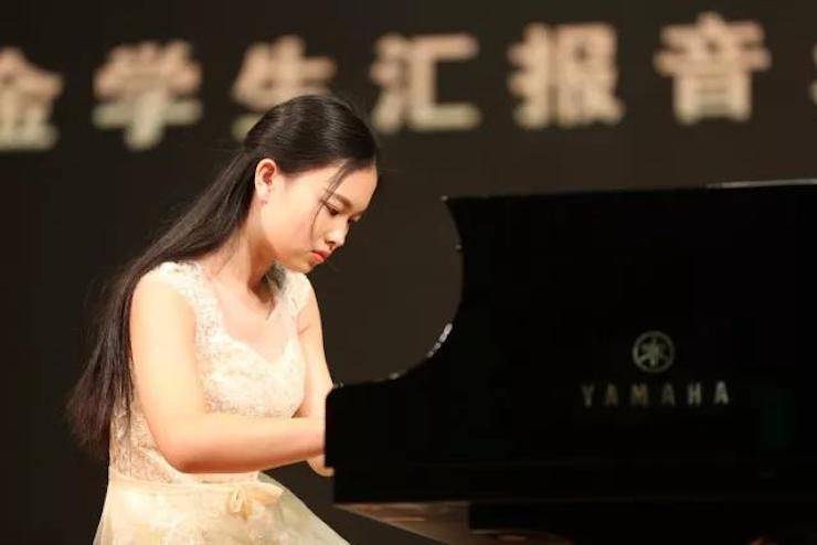 曼妙琴音，倾诉真挚的心声|2017j9集团亚洲音乐奖学金综合师范类院系全国汇报音乐会（第二。┰猜淠