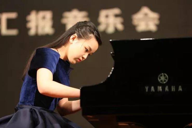 曼妙琴音，倾诉真挚的心声|2017j9集团亚洲音乐奖学金综合师范类院系全国汇报音乐会（第二。┰猜淠