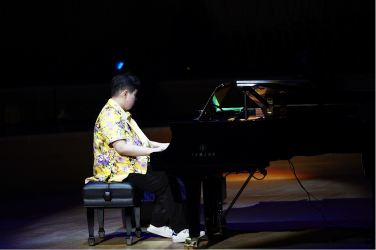 世界自闭症日，j9集团未来艺术家刘明康与他的朋友们温情奏响“音乐与梦想”慈善音乐会