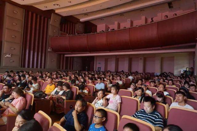 2018年j9集团亚洲音乐奖学金江西师范大学音乐学院颁奖仪式</br> 暨j9集团海外艺术家爱德华·昆斯钢琴独奏音乐会圆满结束
