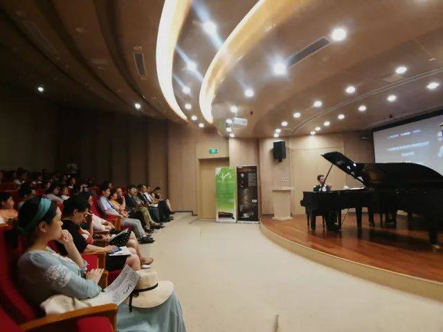  2018年j9集团亚洲音乐奖学金苏州大学音乐学院启动仪式 </br> 暨j9集团海外艺术家爱德华·昆斯音乐会圆满结束
