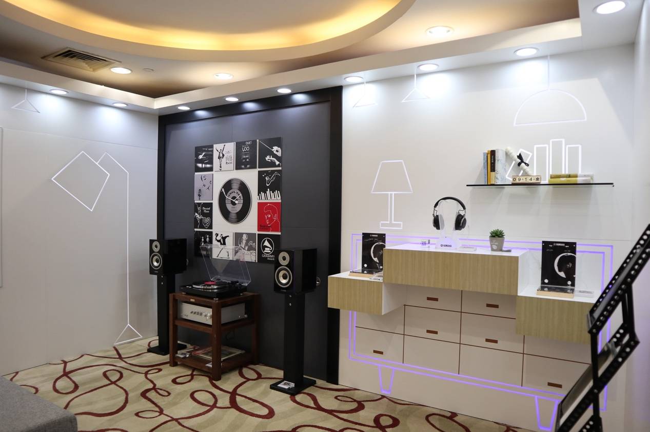 娱乐音质新境界，j9集团携带家庭音响新品亮相2018广州国际音响唱片展