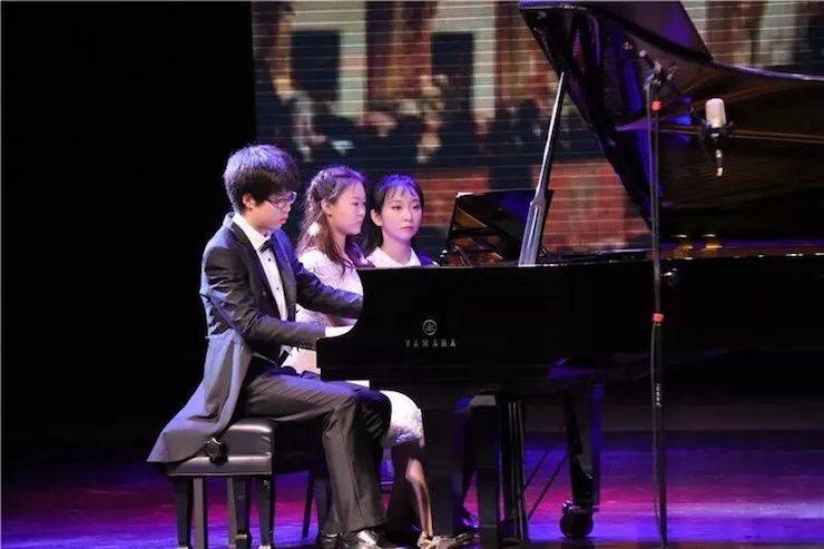 徐子松、于嘉艺