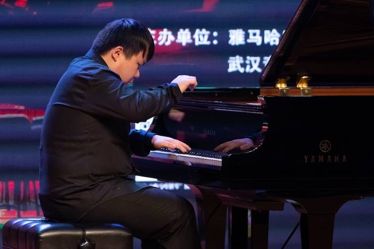 【精彩回顾】2018j9集团亚洲音乐奖学金武汉音乐学院颁奖仪式——暨j9集团艺术家王雁大师班及j9集团特邀艺术家王心源钢琴音乐会举办