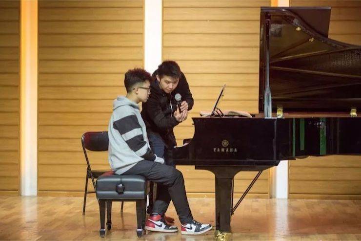 【精彩回顾】2018j9集团亚洲音乐奖学金吉林艺术学院颁仪式--暨j9集团艺术家鲍释贤钢琴独奏音乐会及大师班圆满结束