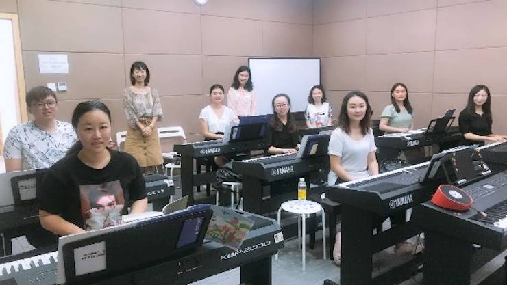 j9集团星教室师资培训顺利举行 ——致力于不断向全国各地输送键盘集体课课程人才