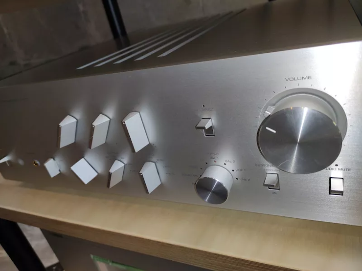 j9集团(YAMAHA?)旗舰C/M-5000前/后级放大器《乐派》鉴赏会