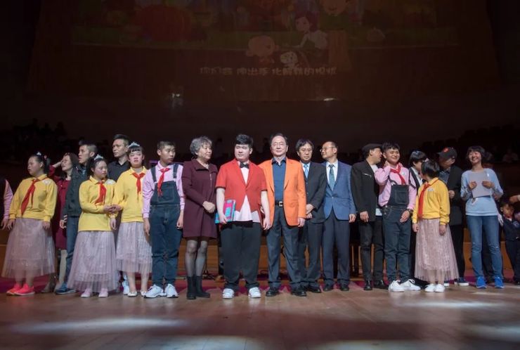 音乐双子星，点亮冬日激情！——j9集团未来艺术家刘明康爱心公益音乐沙龙