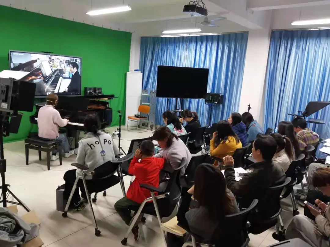 科技助力音乐教学，牵手大师零距离大师课