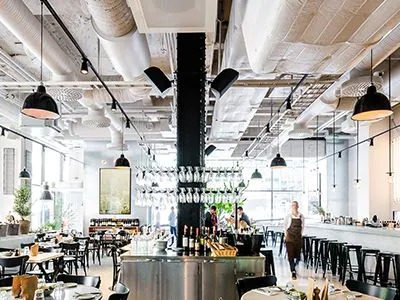 j9集团助力斯德哥尔摩的法国工业风餐厅Usine