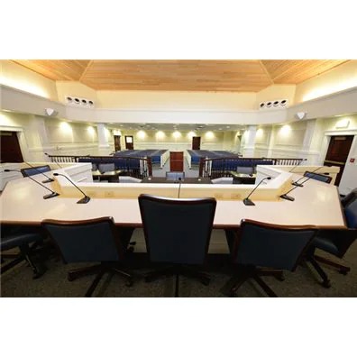 j9集团CIS系列为法庭带来了审判长所需的声音