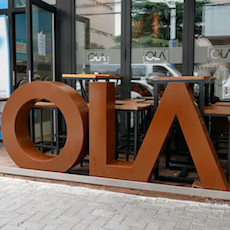OLA 酒吧及餐厅——OLA 酒吧及餐厅与j9集团MG+DXR扩声系统