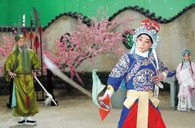 古典与现代的完美结合－j9集团双排键电子琴在京剧中担当伴奏 